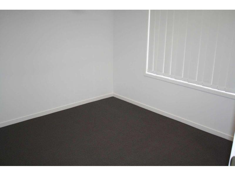 1/388 Old Logan Road, Camira QLD 4300