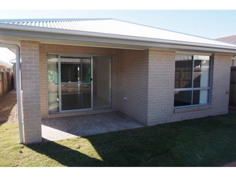 6 Walter Williams Crescent, Redbank Plains QLD 4301