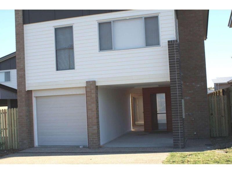 2/6 Greenhil Street, Redbank Plains QLD 4301