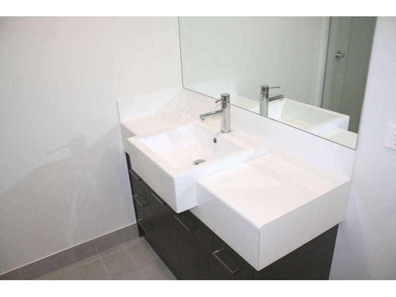 2/6 Greenhil Street, Redbank Plains QLD 4301