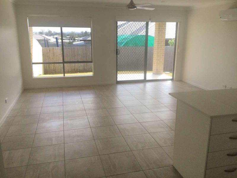 2/78 Sarah Drive, Yamanto QLD 4305