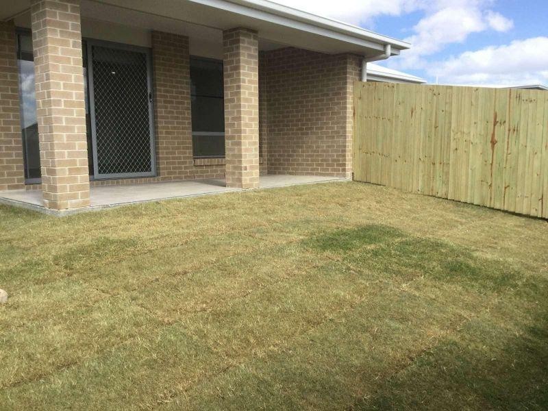 2/78 Sarah Drive, Yamanto QLD 4305