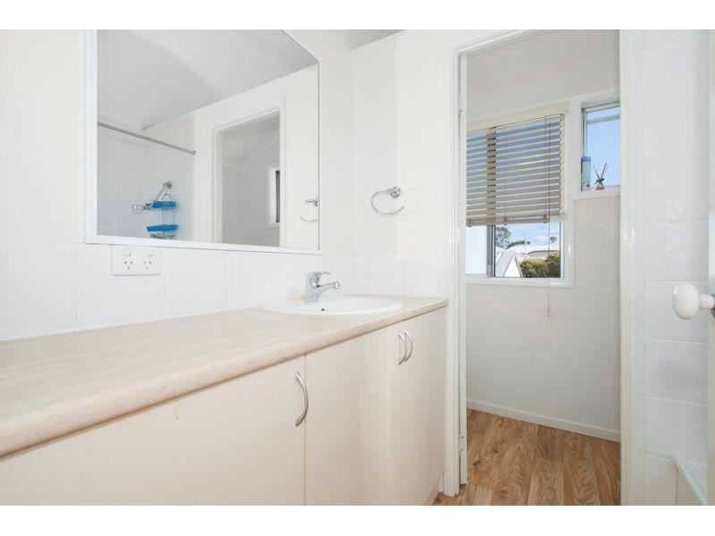 32 Greenham Street, Raceview QLD 4305