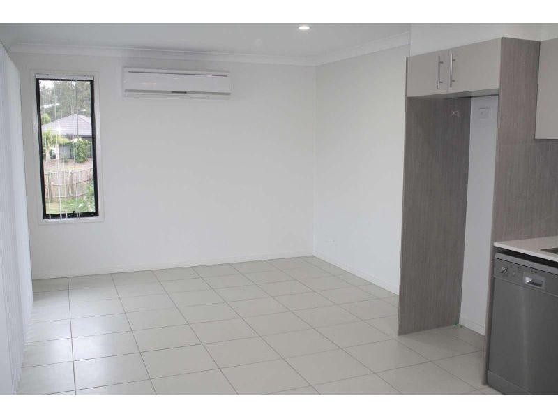 2/10 Joyce Street, Karalee QLD 4306