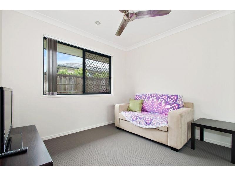 4 Kylah Court, Yamanto QLD 4305