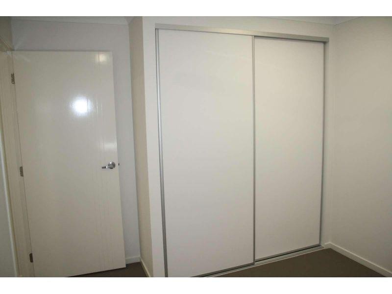 21 Butterfly Way, Ripley QLD 4306