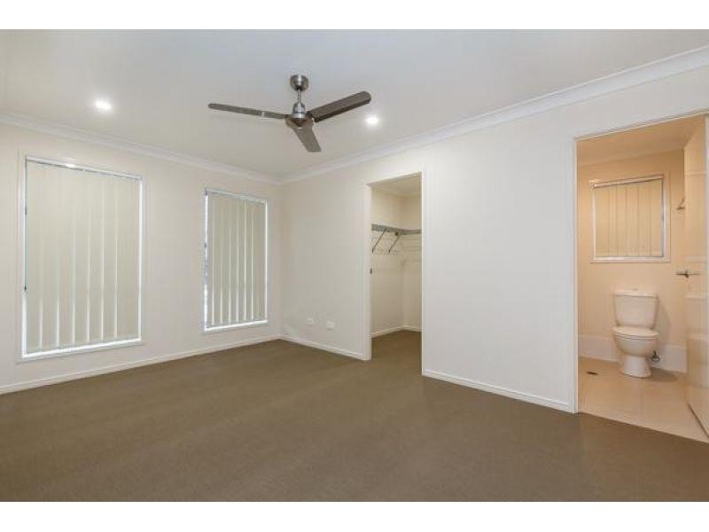 14 Silky Oak Street, Ripley QLD 4306