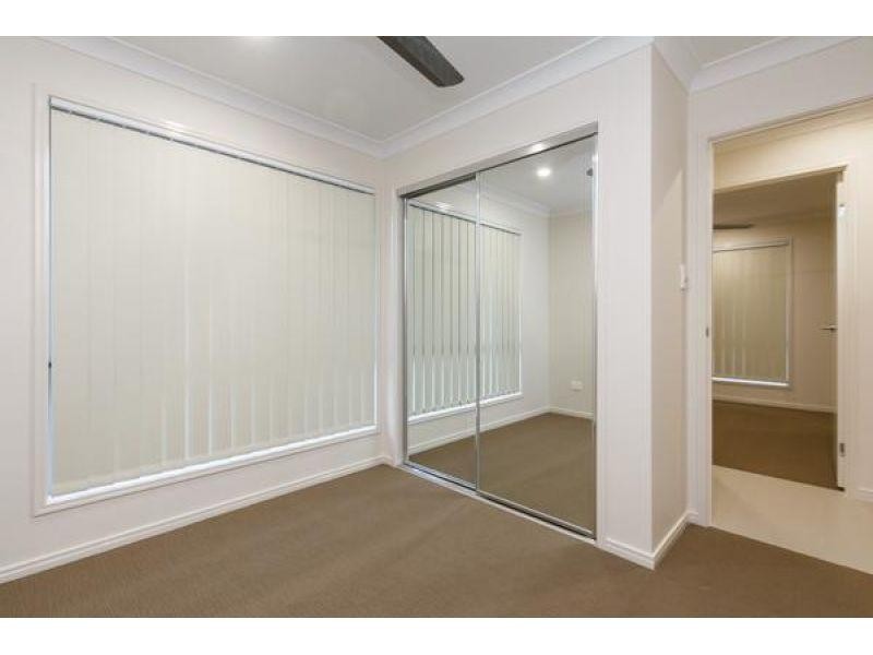 14 Silky Oak Street, Ripley QLD 4306