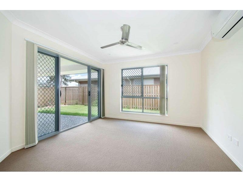 25 Sovereign Drive, Deebing Heights QLD 4306