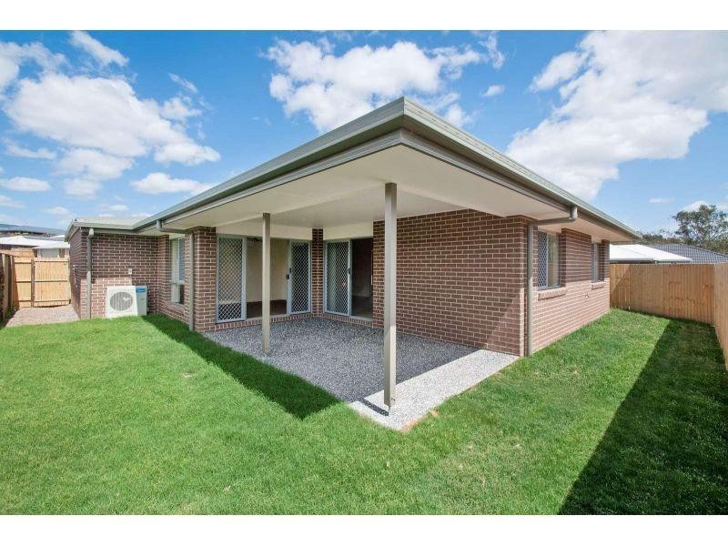 25 Sovereign Drive, Deebing Heights QLD 4306
