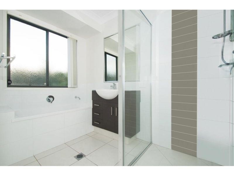 18 Walter Williams Cres, Redbank Plains QLD 4301