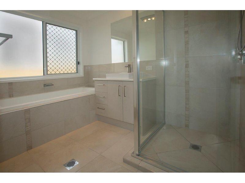 15 Pommer Street, Brassall QLD 4305