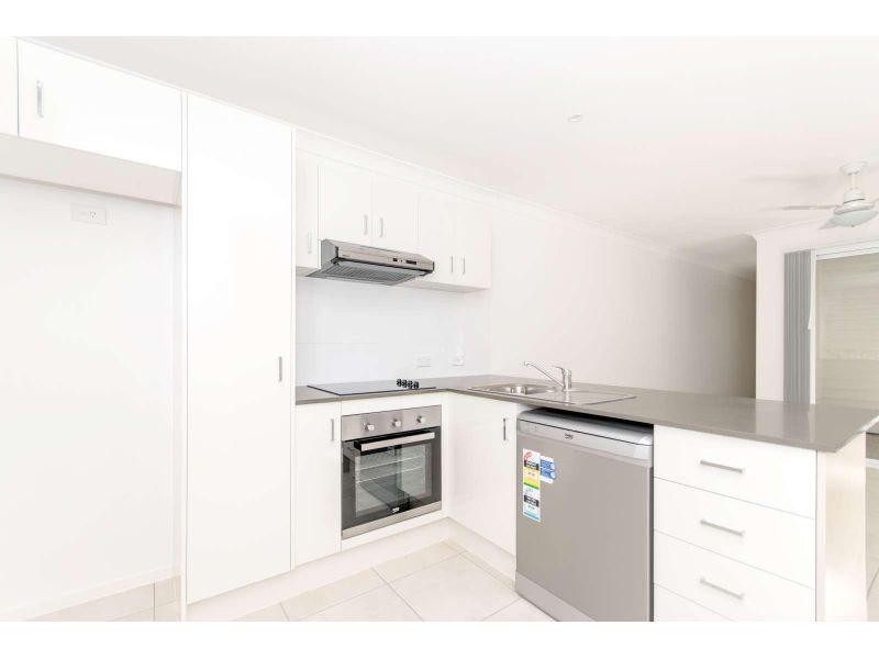 1/20 Groeschel Court, Goodna QLD 4300