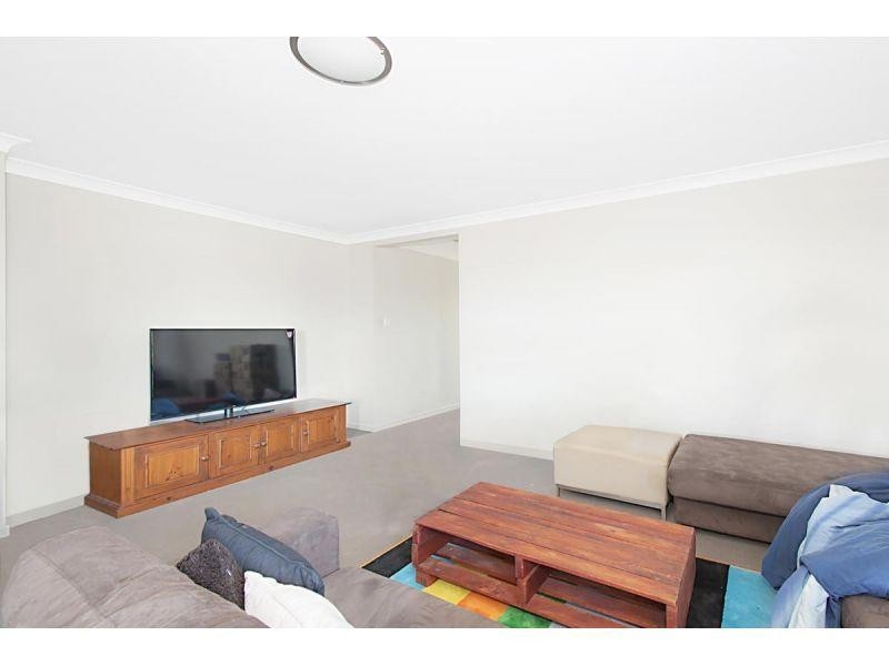 6 Huntley Crescent, Redbank Plains QLD 4301
