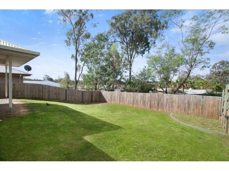 5 Cowie St, Deebing Heights QLD 4306