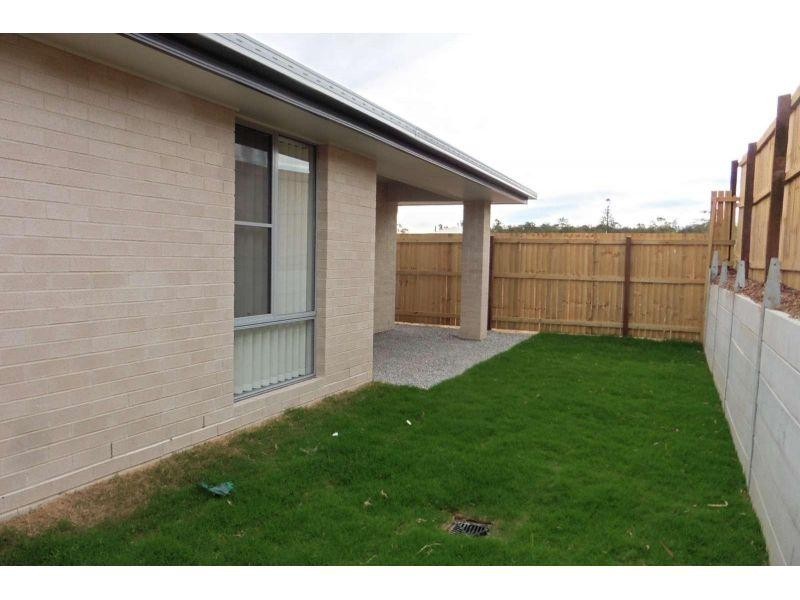 4 Carron Court, Brassall QLD 4305