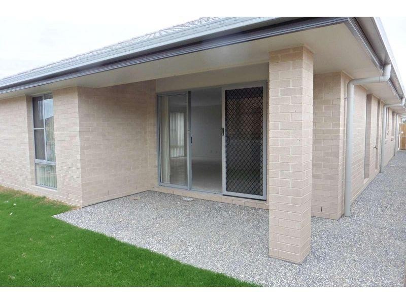 4 Carron Court, Brassall QLD 4305
