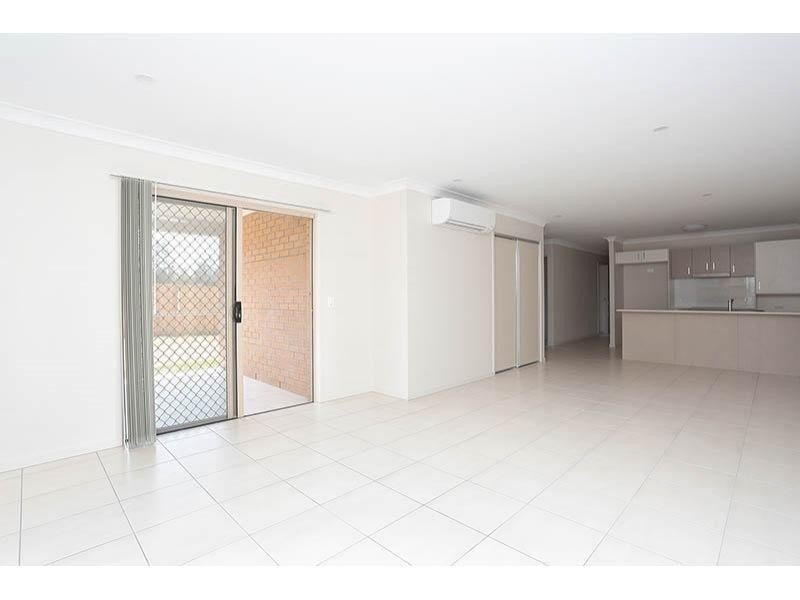 1/256 Jones Road, Bellbird Park QLD 4300