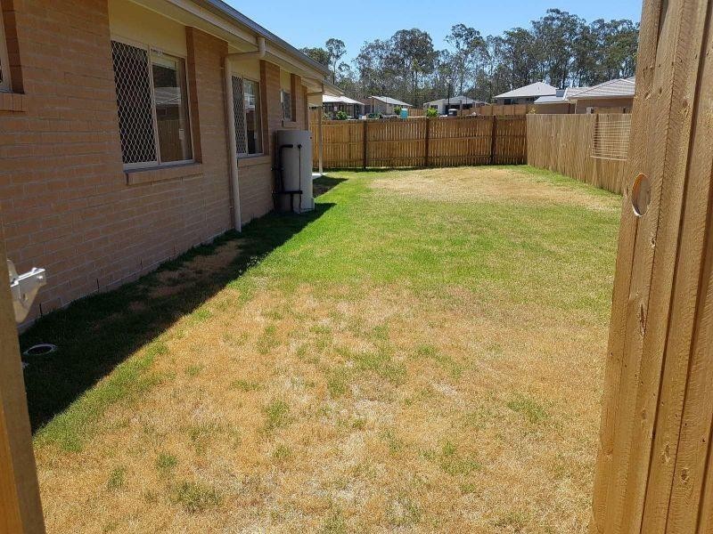 1/256 Jones Road, Bellbird Park QLD 4300