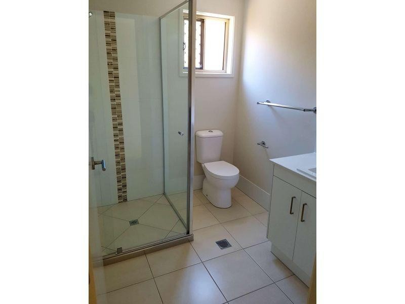 2/256 Jones Road, Bellbird Park QLD 4300