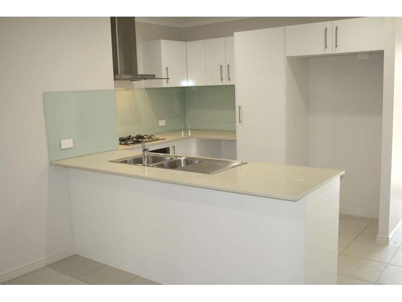 3 Firetail Street, Deebing Heights QLD 4306