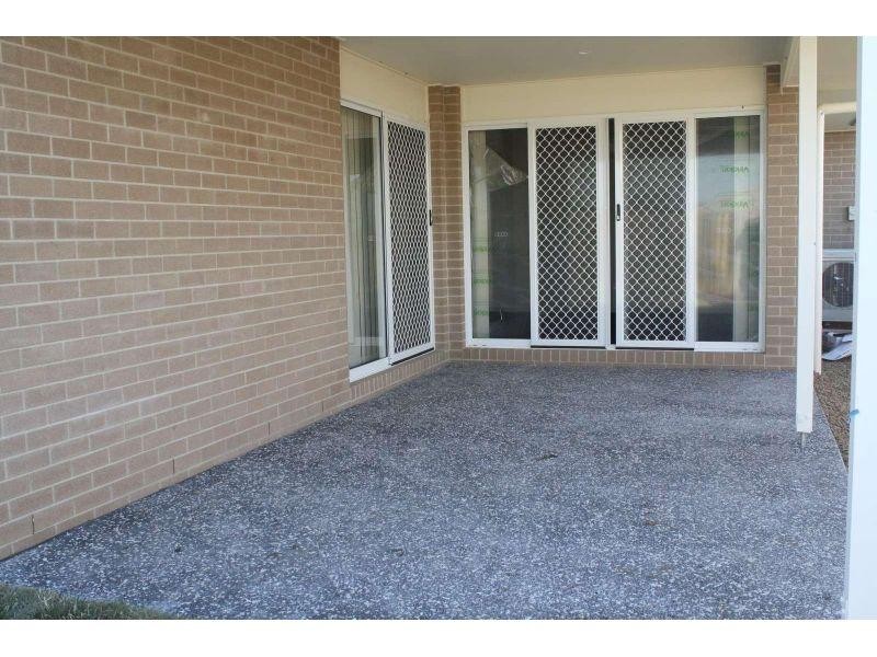 3 Firetail Street, Deebing Heights QLD 4306