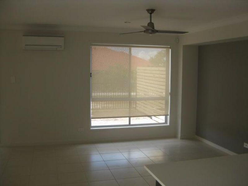 14 Chamomile Street, Springfield Lakes QLD 4300