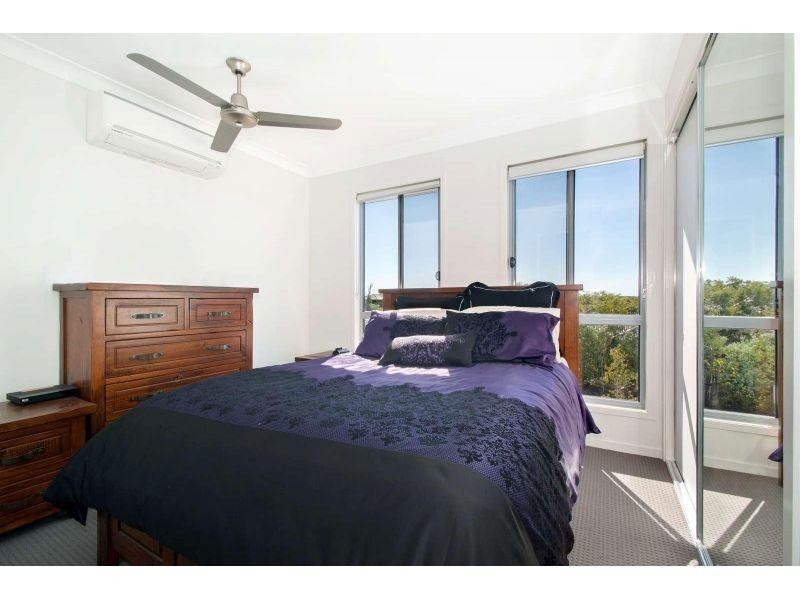 8 Chamomile Street, Springfield Lakes QLD 4300