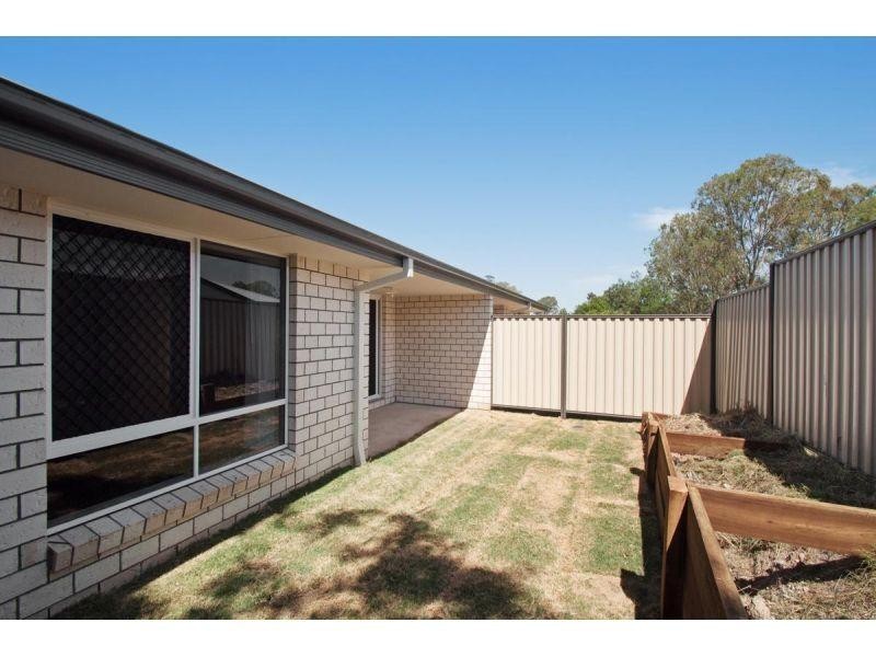 2/9 Hinton Street, Goodna QLD 4300