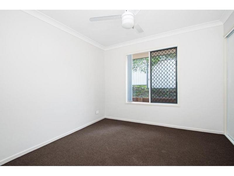 2/9 Hinton Street, Goodna QLD 4300
