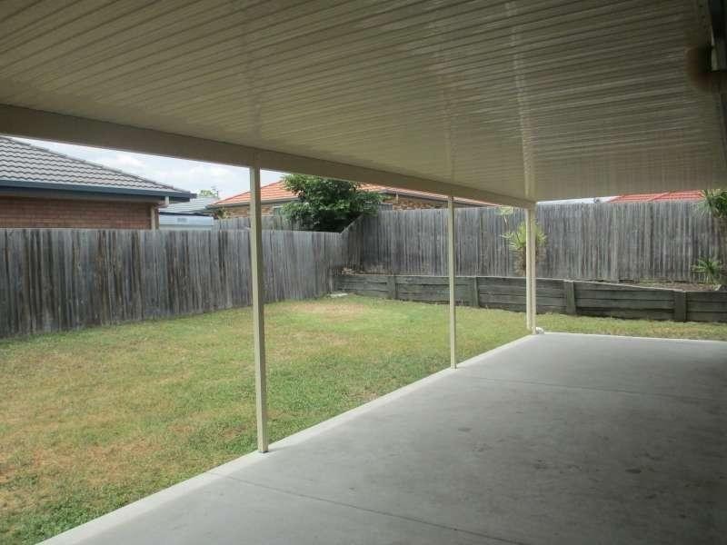 9 Glengarry Lane, Raceview QLD 4305