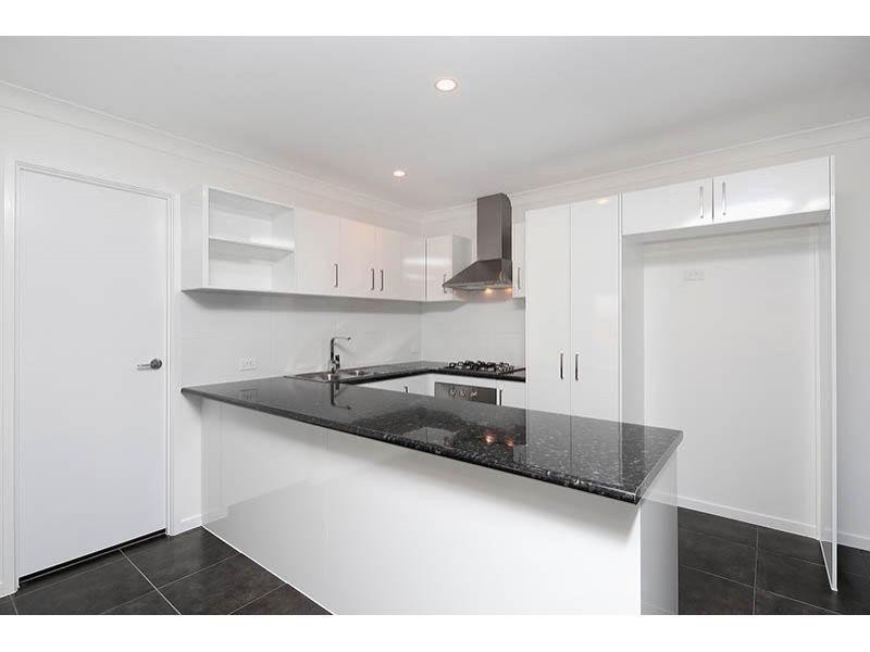 6/18 Workshops Street, Brassall QLD 4305
