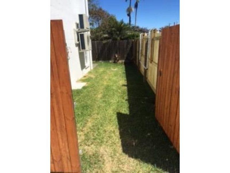 6/18 Workshops Street, Brassall QLD 4305