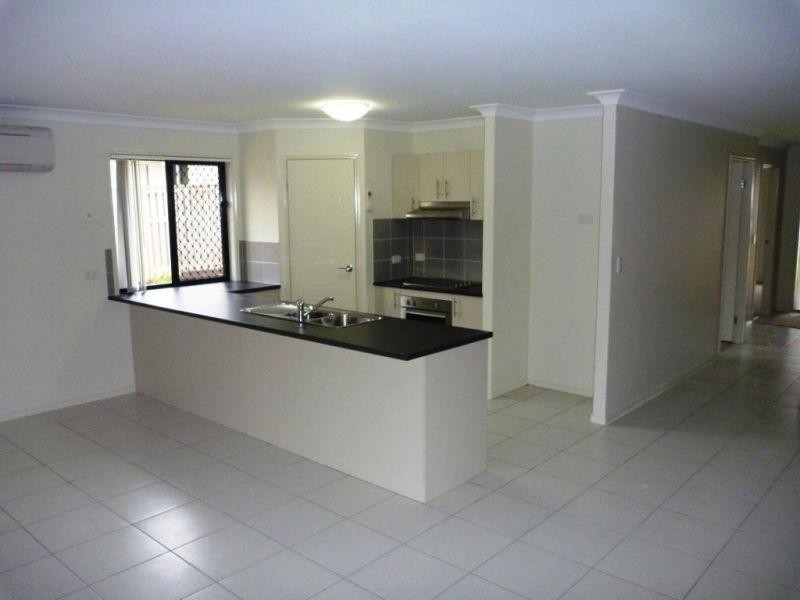 1 Crystalwood Court, Fernvale QLD 4306