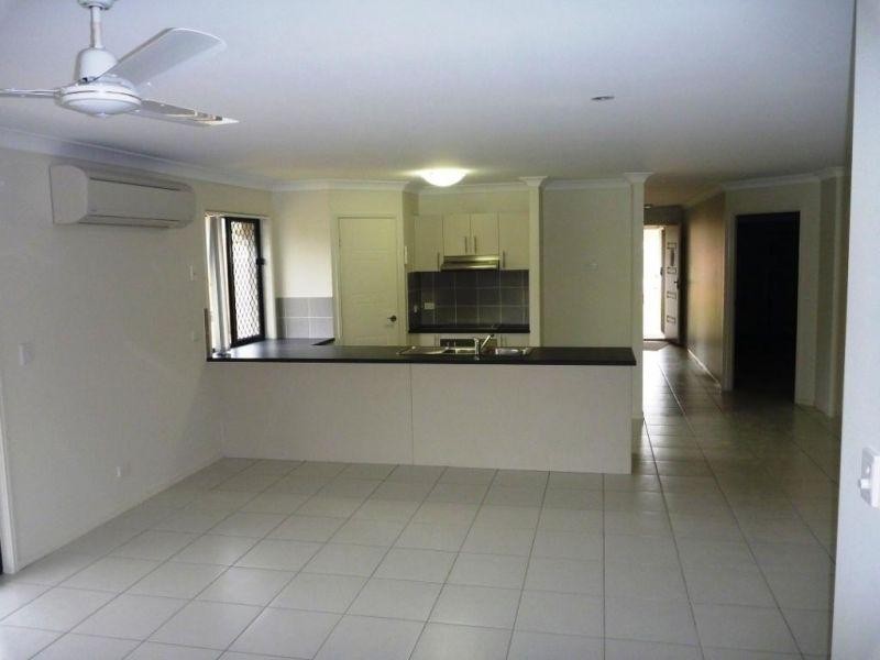 1 Crystalwood Court, Fernvale QLD 4306