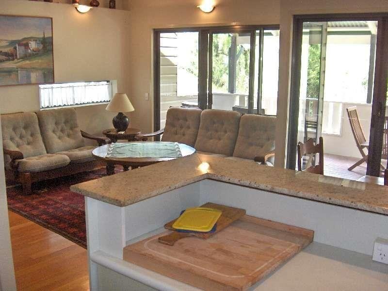 7/9 Rosecliffe Street, Highgate Hill QLD 4101