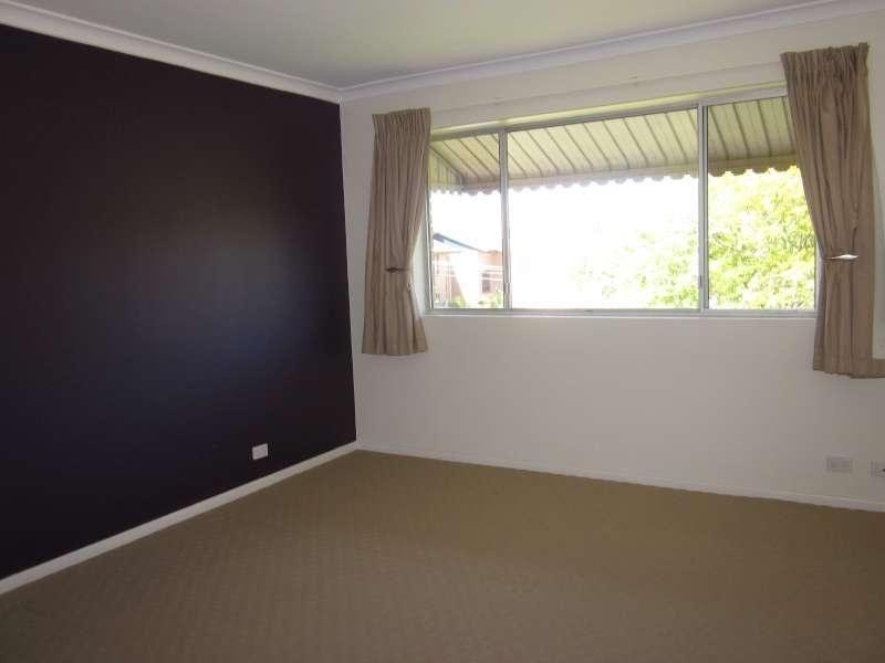 5/8 Robinson Street, Coorparoo QLD 4151