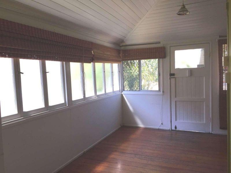 25 Mansfield Street, Coorparoo QLD 4151