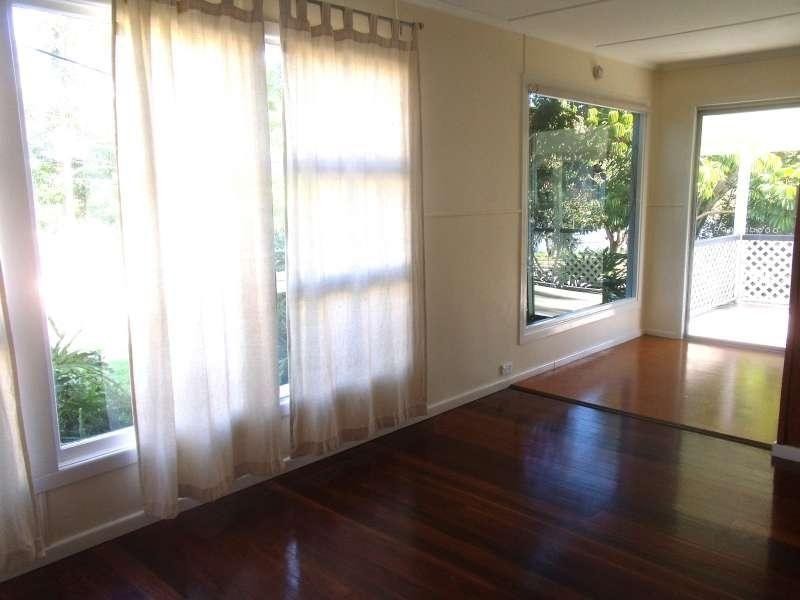 49 Anita Street, Yeronga QLD 4104