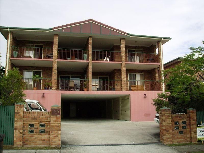 8/69 Shakespeare Street, Coorparoo QLD 4151