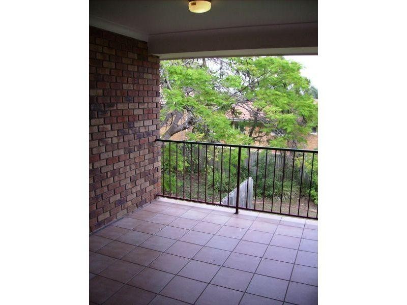 8/69 Shakespeare Street, Coorparoo QLD 4151