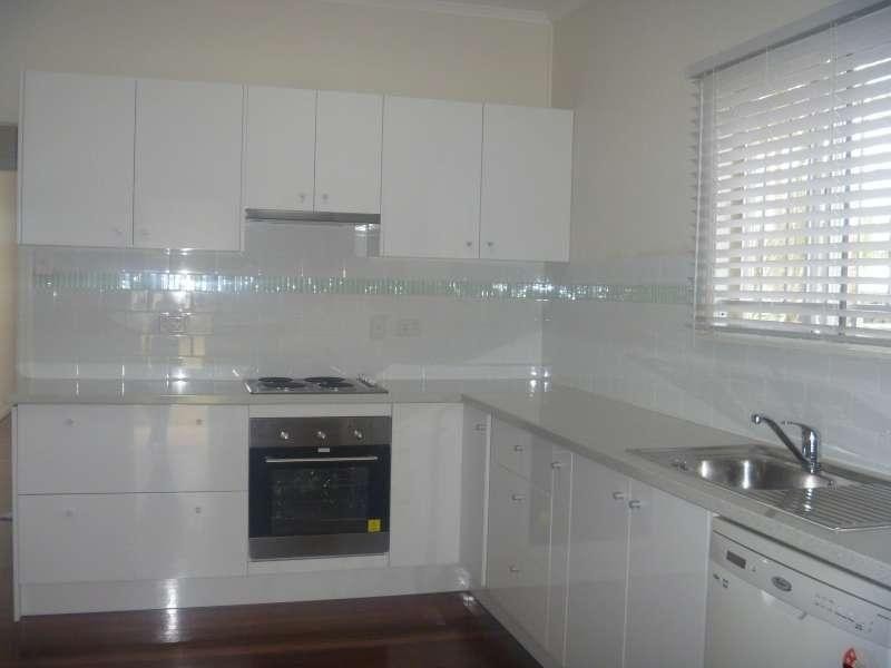 60 Sandy Camp Road, Wynnum QLD 4178