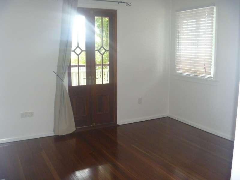 60 Sandy Camp Road, Wynnum QLD 4178