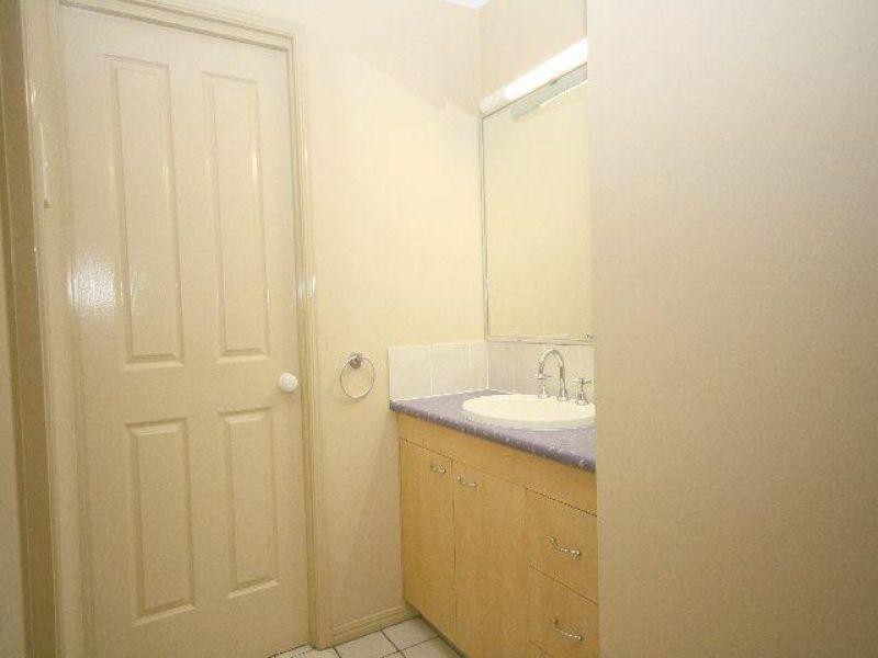 41 Hill Crescent, Carina Heights QLD 4152