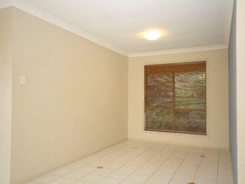 41 Hill Crescent, Carina Heights QLD 4152