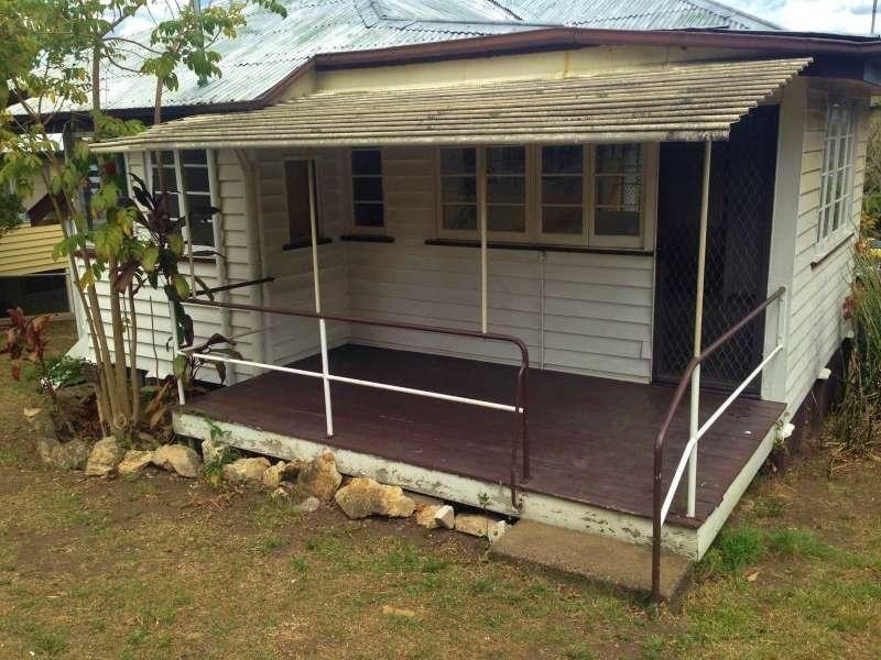 136 Lutzow Street, Tarragindi QLD 4121