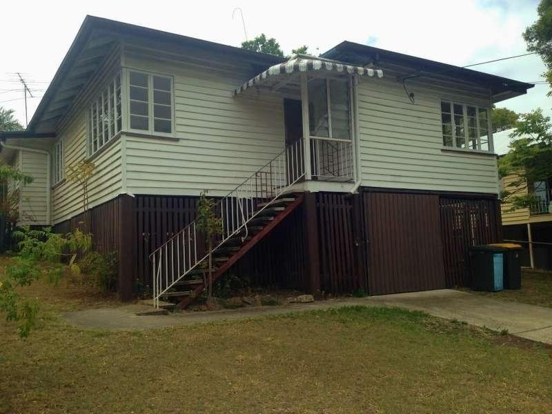 136 Lutzow Street, Tarragindi QLD 4121