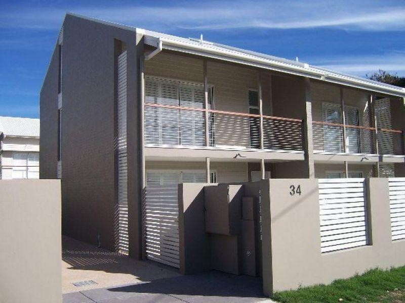 1/34 Barton Road, Hawthorne QLD 4171