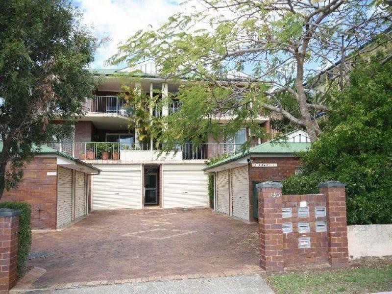 2/29 Birdwood Street, Coorparoo QLD 4151