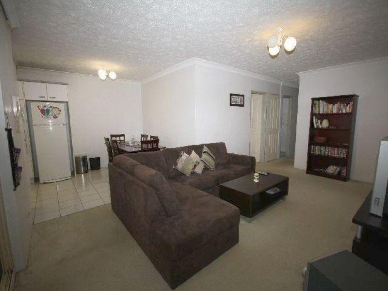 2/29 Birdwood Street, Coorparoo QLD 4151